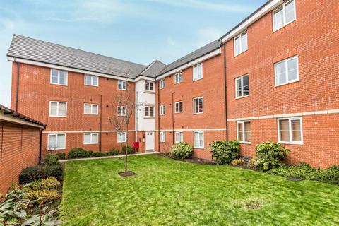 2 bedroom flat to rent - Old College Avenue, Oldbury B68