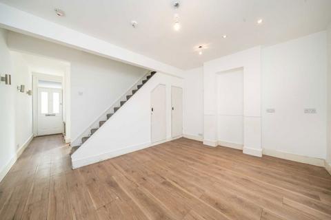 2 bedroom terraced house for sale, Station Road, Kingston Upon Thames KT2