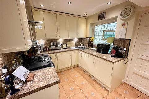 undefined, Pye Nest Drive, Halifax