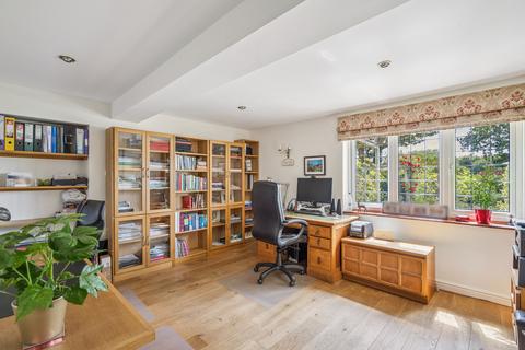 Virginia Chiltern Hill, Chalfont St Peter, Gerrards Cross, SL9 9TZ