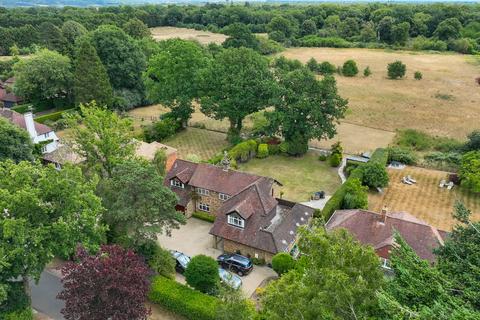 Virginia Chiltern Hill, Chalfont St Peter, Gerrards Cross, SL9 9TZ