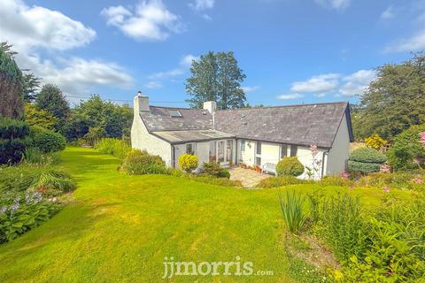 4 bedroom cottage for sale, Pentre-Cwrt, Llandysul