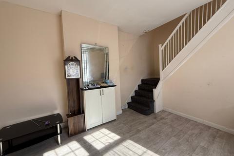 3 bedroom terraced house to rent, Leicester, LE4