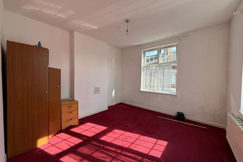 3 bedroom terraced house to rent, Leicester, LE4