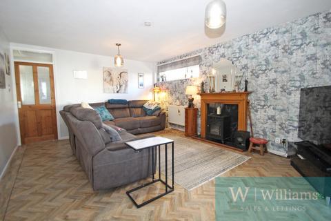 undefined, Whitehead Crescent, Wootton Bridge,