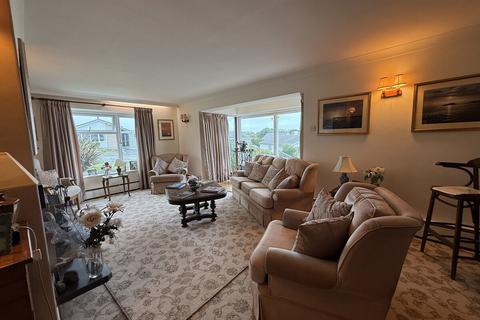 5 bedroom detached house for sale, Gwelfor Estate, Cemaes Bay, Anglesey, LL67