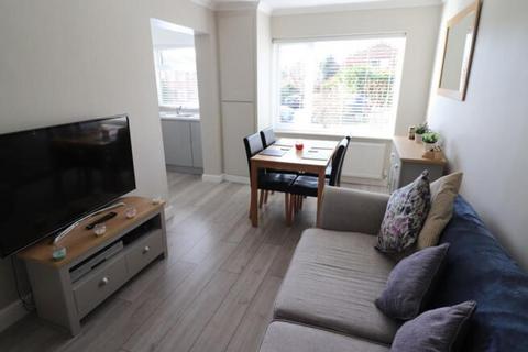 2 bedroom ground floor maisonette to rent, Vicarage Close, Birmingham B42