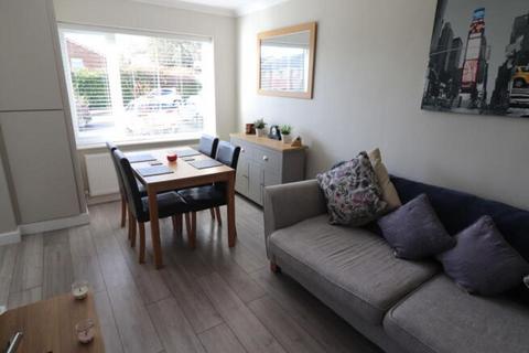 2 bedroom ground floor maisonette to rent, Vicarage Close, Birmingham B42