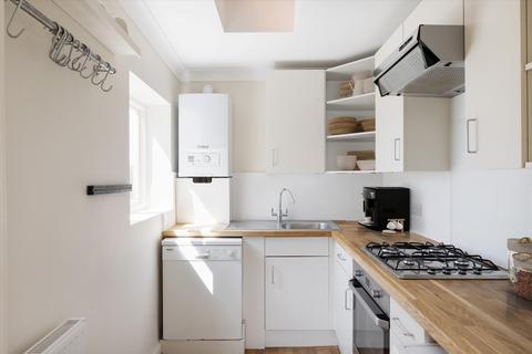 3 bedroom apartment for sale, St. Stephens Gardens, London W2