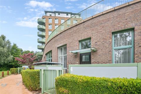 3 bedroom apartment to rent, Tudway Road, London, SE3