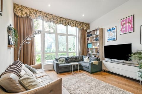 3 bedroom apartment to rent, Tudway Road, London, SE3