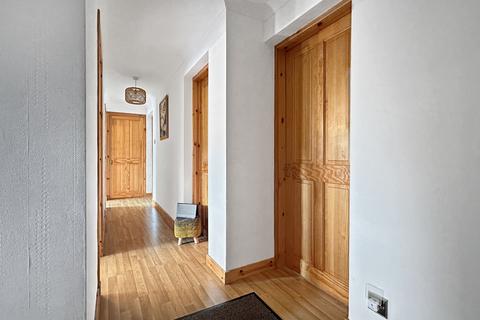 11 Moray Place, Fort William, PH33 6JY