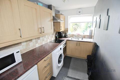 9 Ledbury Grove, Leeds, LS10 4RZ