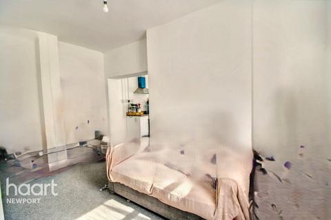 2 bedroom terraced house to rent, Manchester Street, NEWPORT