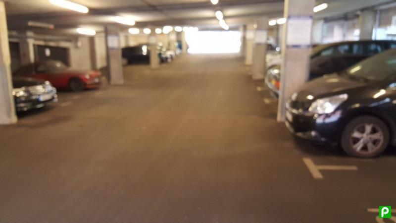 Gerry Raffles Square 2 2 bed flat to rent - £2,903 pcm (£670 pw)