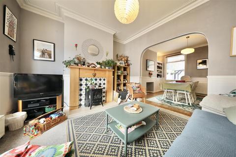 2 bedroom end of terrace house for sale, Clumber Street, Hull