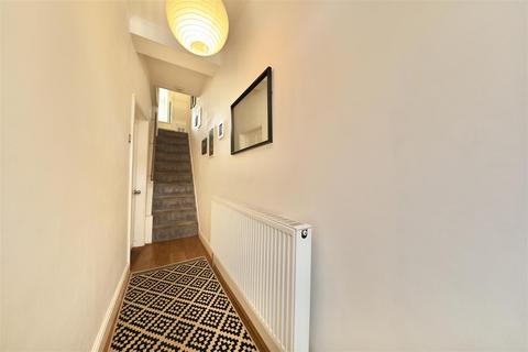 2 bedroom end of terrace house for sale, Clumber Street, Hull