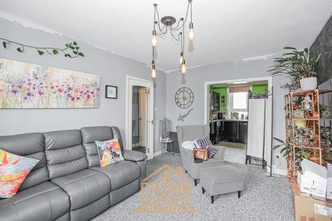 4 bedroom flat for sale, Kennelburn Road, Airdrie ML6