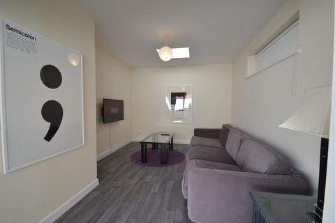 4 bedroom house to rent, Upper Bevendean Avenue, Brighton BN2