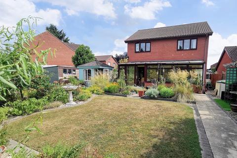 23 Gawdy Close, Harleston, IP20 9ET