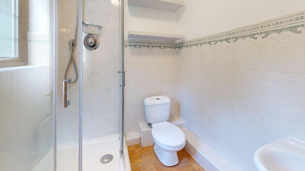 Monastery-Avenue-Bathroom 1.jpg