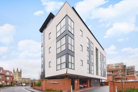 2 bedroom flat for sale, Newbury,  Berkshire,  RG14