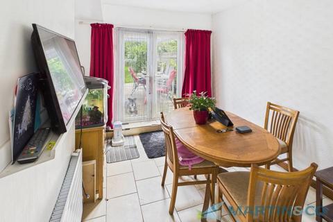 1 Birch Close, Hildenborough, Tonbridge, TN11 9DU