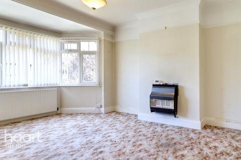 2 bedroom apartment for sale, Grove Avenue, Sutton