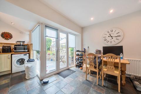 28 Appleby Road, Kendal, LA9 6ES