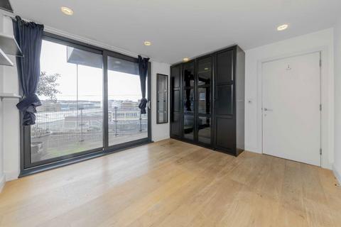1 bedroom flat for sale, Grafton Road, London NW5