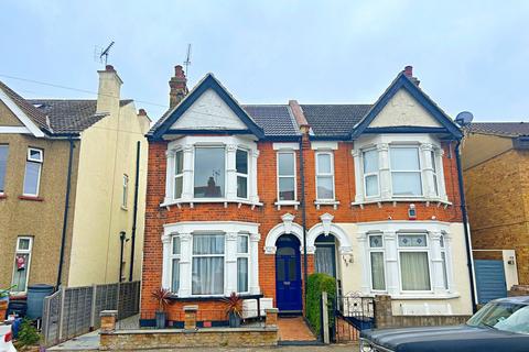 undefined, Richmond Avenue, Southend On Sea SS3