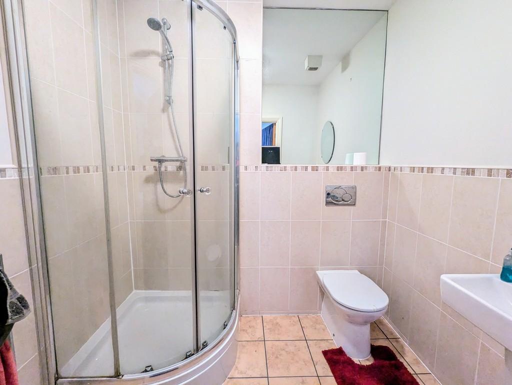 Rotherhamforsaleensuite