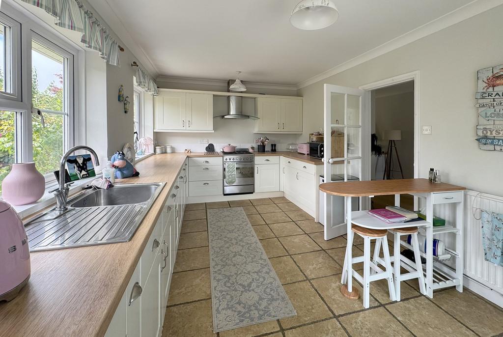 25 BR Kitchen