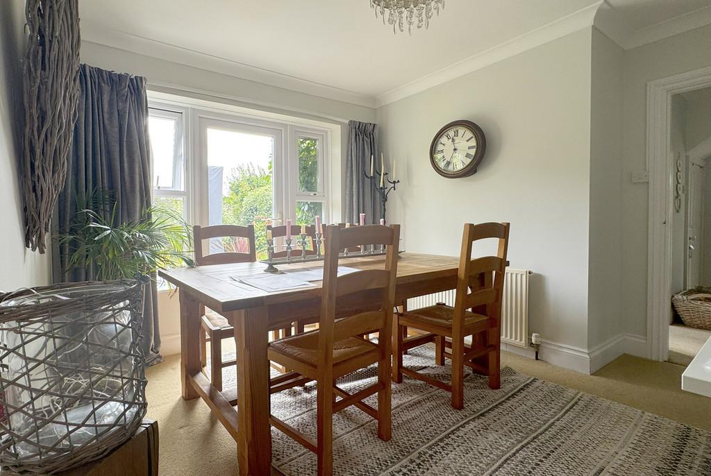 25 BR Dining Room