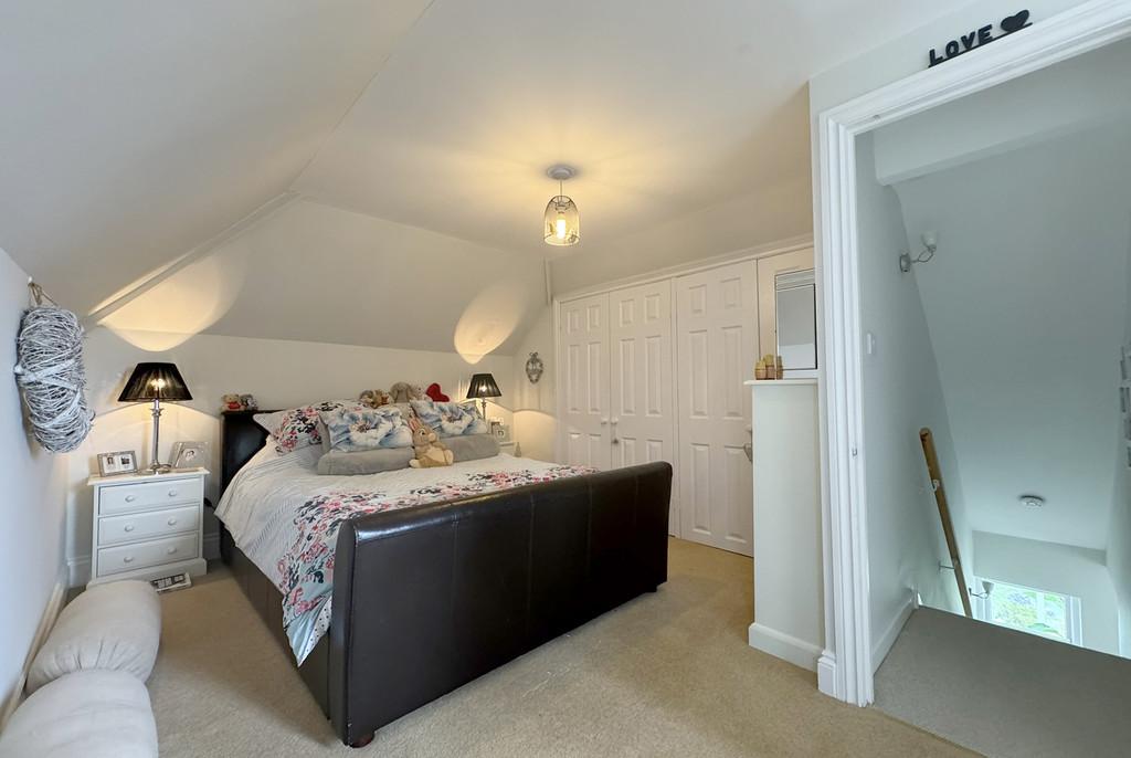 25 BR Bed 1