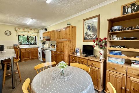 undefined, Hampshire Gardens, Westbury