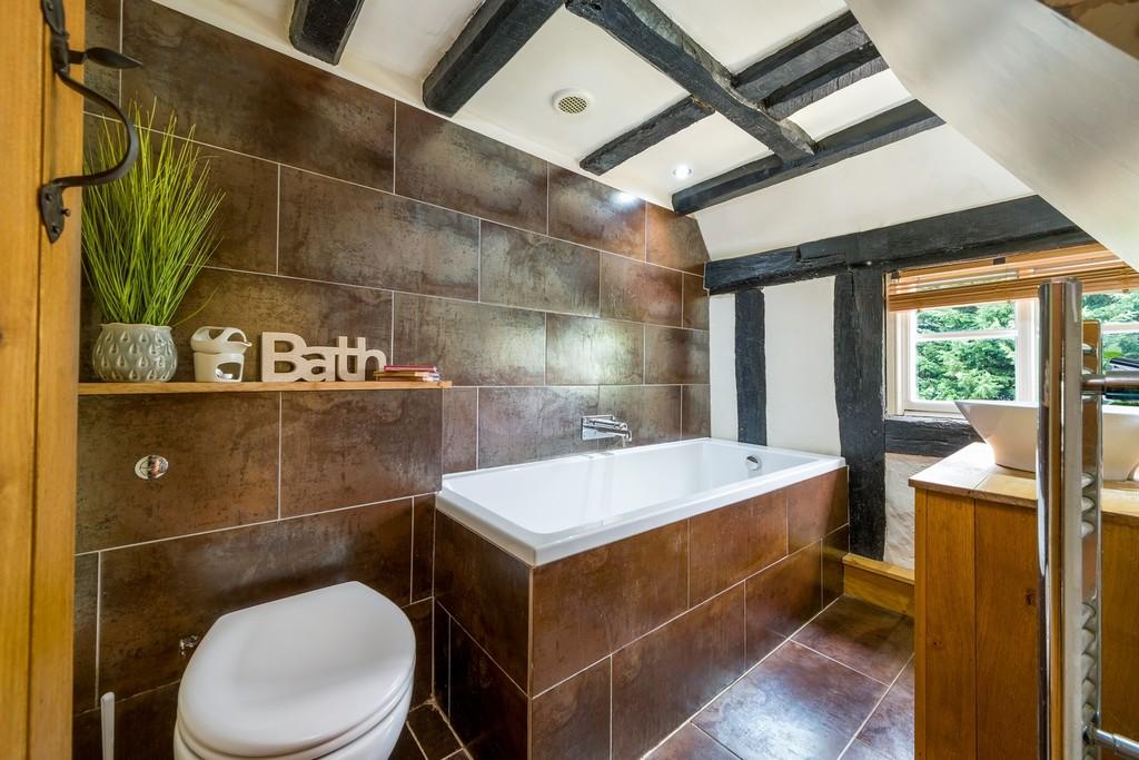 144px-Willow Cottage-29