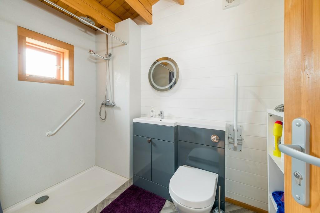 144px-Willow Cottage-46