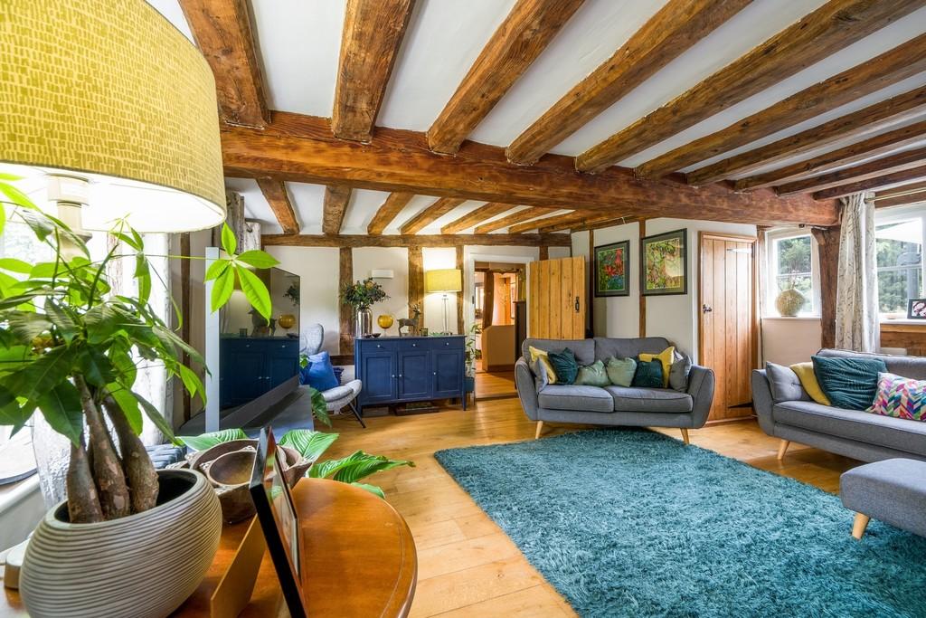 144px-Willow Cottage-20