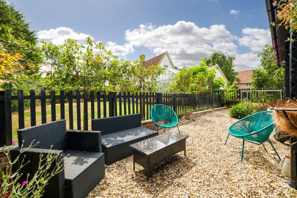 144px-Willow Cottage-48