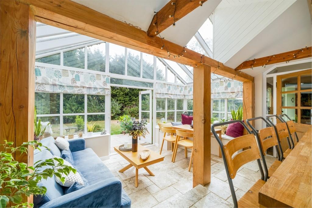 144px-Willow Cottage-11