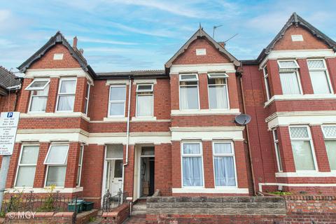 1 bedroom ground floor flat to rent, Broad Street, Barry CF62