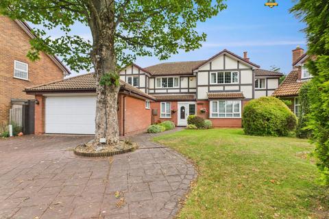 4 bedroom detached house for sale - Seal Close, Sutton Coldfield B76