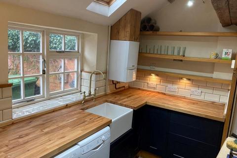 2 bedroom cottage for sale, New Street, Kenilworth