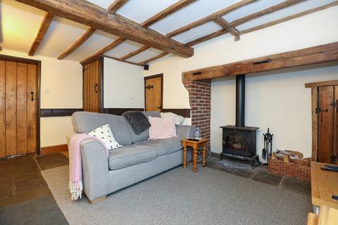 2 bedroom cottage for sale, New Street, Kenilworth