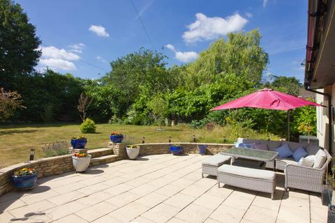 5 bedroom detached house for sale, Upper Potley, Neston SN13