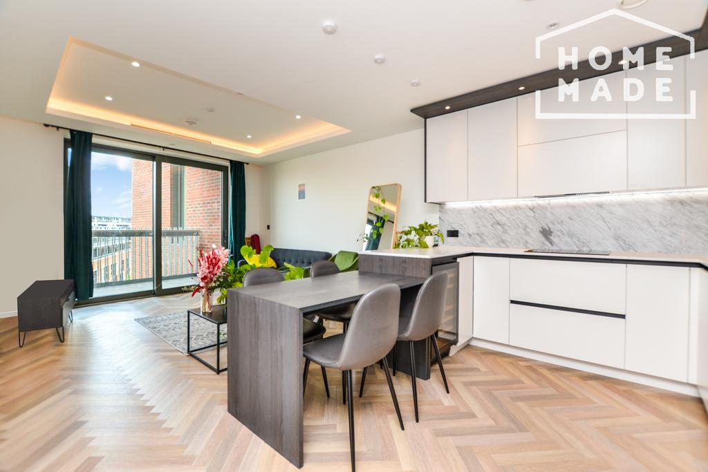 Apartment in London - View 3