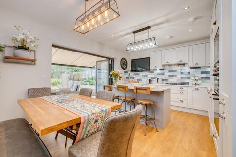 3 bedroom detached house for sale, Oakroyd View, Birkenshaw