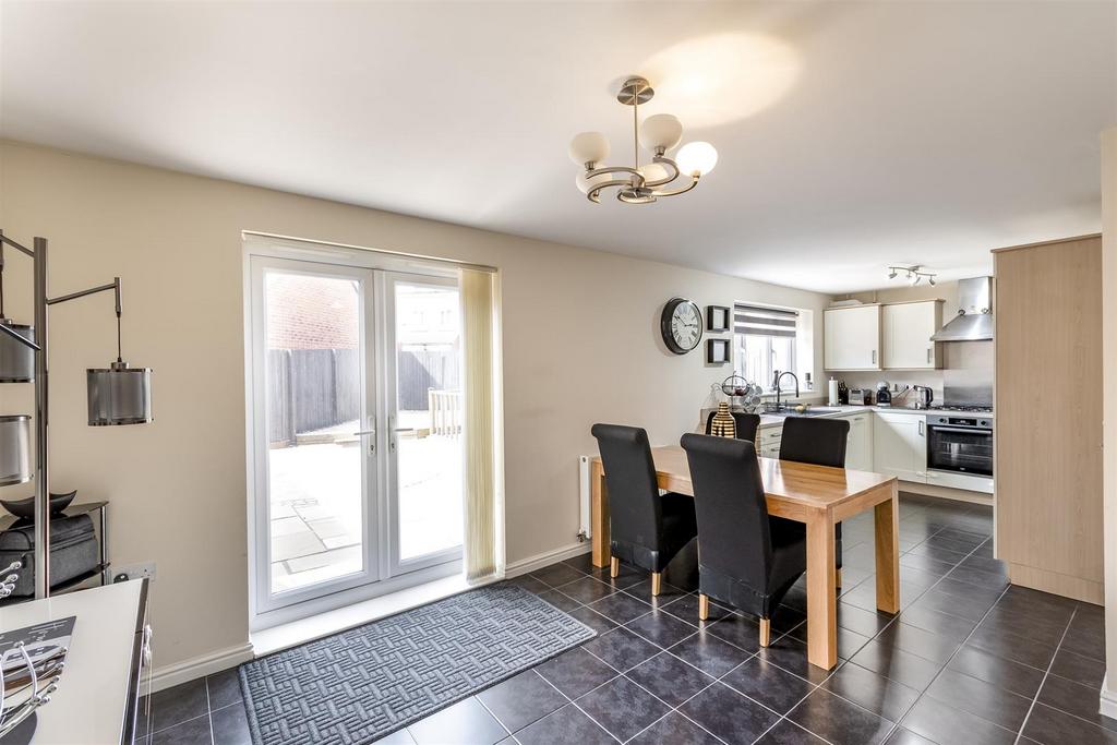 Open Plan Dining Kitchen