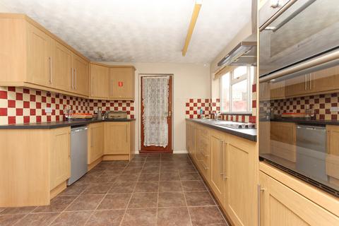 3 bedroom semi-detached house for sale, Burns Road, Wellingborough NN8